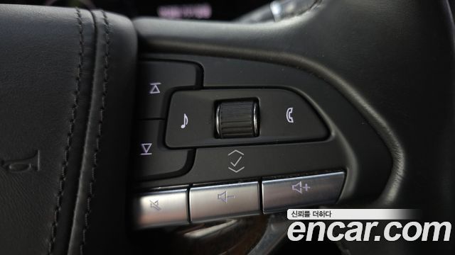 Cadillac Escalade (V) 6.2 Premium Luxury Platinum 2021 — фото 31