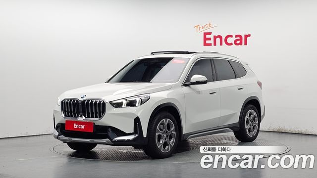 BMW X1 (U11) xDrive 20i xLine 2025 — фото 11