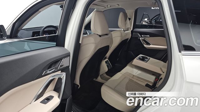 BMW X1 (U11) xDrive 20i xLine 2025 — фото 16