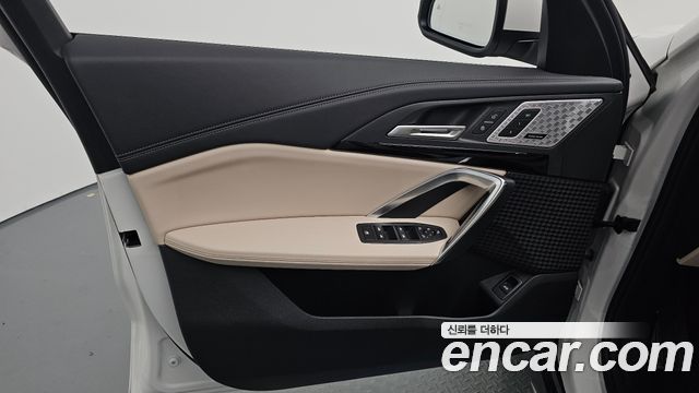 BMW X1 (U11) xDrive 20i xLine 2025 — фото 30