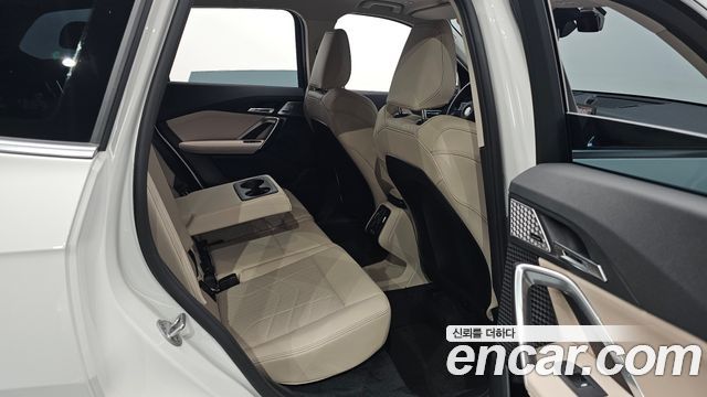 BMW X1 (U11) xDrive 20i xLine 2025 — фото 32