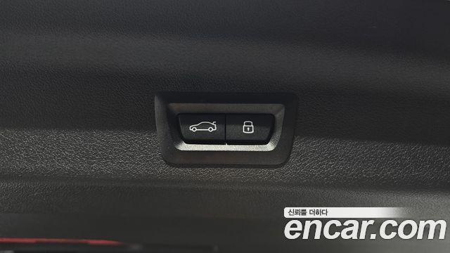 BMW X1 (U11) xDrive 20i xLine 2025 — фото 37