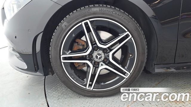 Mercedes-Benz CLA-Class (C118) CLA250 4MATIC 2021 — фото 5