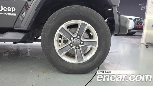 Jeep Wrangler (JL) 2.0 Sahara 4Door 2018 — фото 21