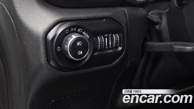 Jeep Wrangler (JL) 2.0 Sahara 4Door 2018 — фото 29
