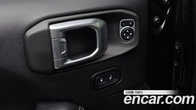 Jeep Wrangler (JL) 2.0 Sahara 4Door 2018 — фото 31