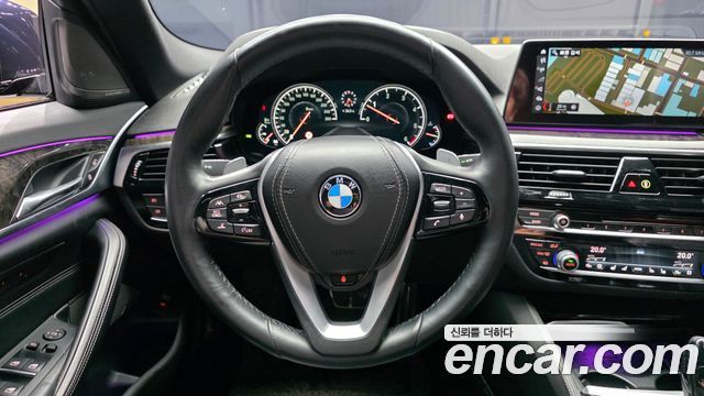 BMW 5 Series (G30) 530d M Sport Package 2017 — фото 13