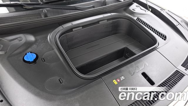 Kia EV9 Long Range 4WD GT Line 2024 — фото 6