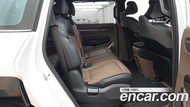 Kia EV9 Long Range 4WD GT Line 2024 — фото 12