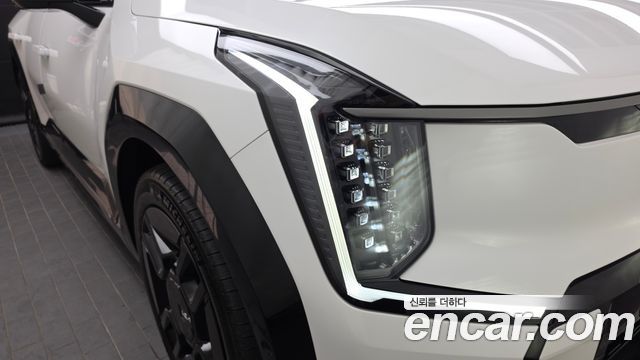 Kia EV9 Long Range 4WD GT Line 2024 — фото 22