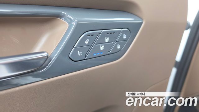 Kia EV9 Long Range 4WD GT Line 2024 — фото 36
