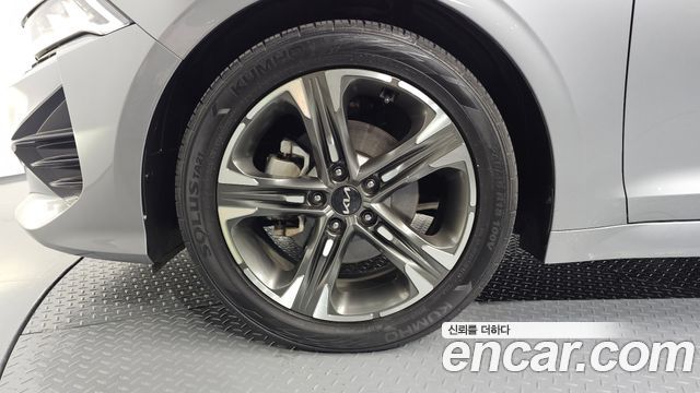Kia K5 (III) 2.0 Prestige 2023 — фото 5