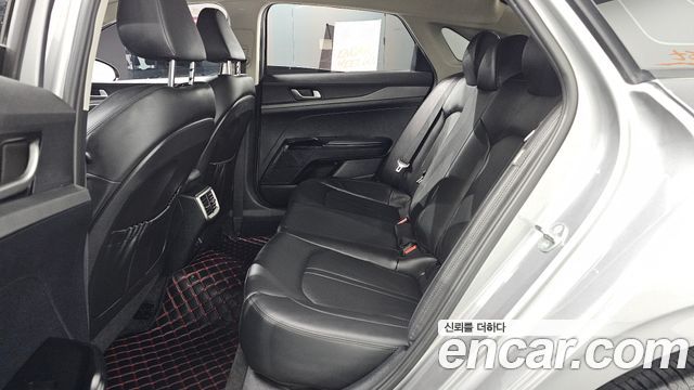 Kia K5 (III) 2.0 Prestige 2023 — фото 12