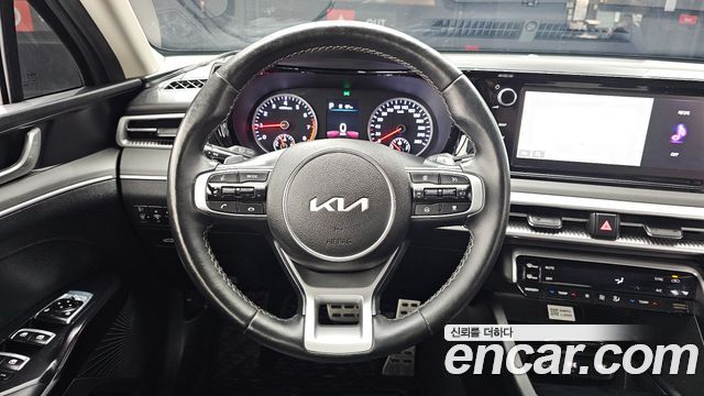 Kia K5 (III) 2.0 Prestige 2023 — фото 13