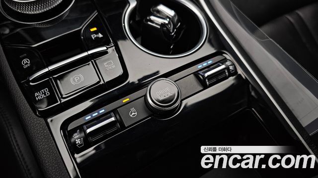 Kia K5 (III) 2.0 Prestige 2023 — фото 28