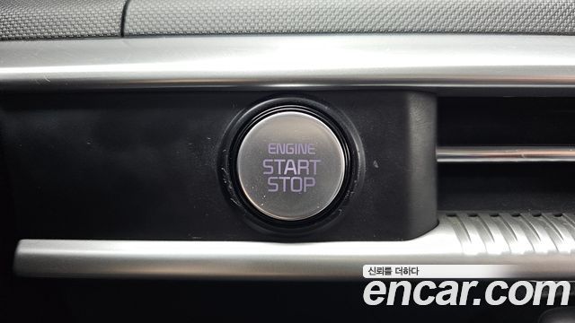 Kia K5 (III) 2.0 Prestige 2023 — фото 31