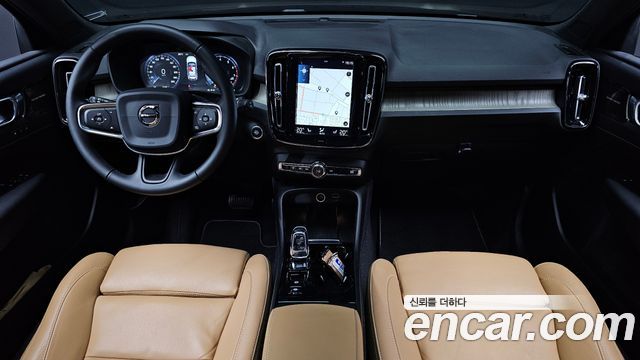 Volvo XC40 T4 Inscription 2019 — фото 7