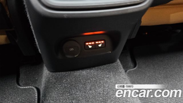 Volvo XC40 T4 Inscription 2019 — фото 19