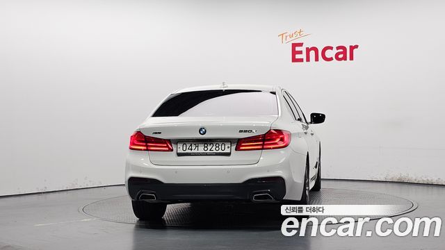 BMW 5 Series (G30) 520d xDrive M Sport Package Plus 2018 — фото 4