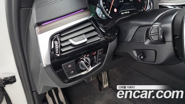 BMW 5 Series (G30) 520d xDrive M Sport Package Plus 2018 — фото 18