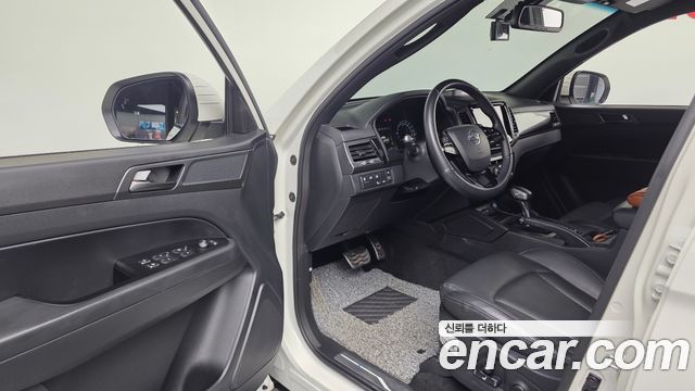 KG Mobility (SsangYong) Rexton Sports Khan Diesel 2.2 4WD Prestige 2021 — фото 10