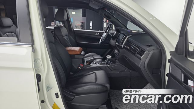 KG Mobility (SsangYong) Rexton Sports Khan Diesel 2.2 4WD Prestige 2021 — фото 11
