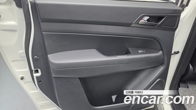KG Mobility (SsangYong) Rexton Sports Khan Diesel 2.2 4WD Prestige 2021 — фото 25