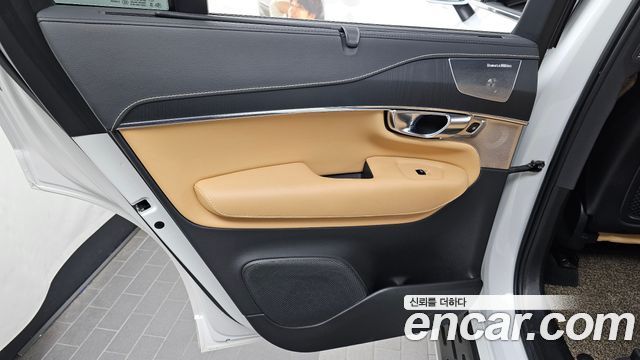 Volvo XC90 (II) B6 Inscription 2021 — фото 25