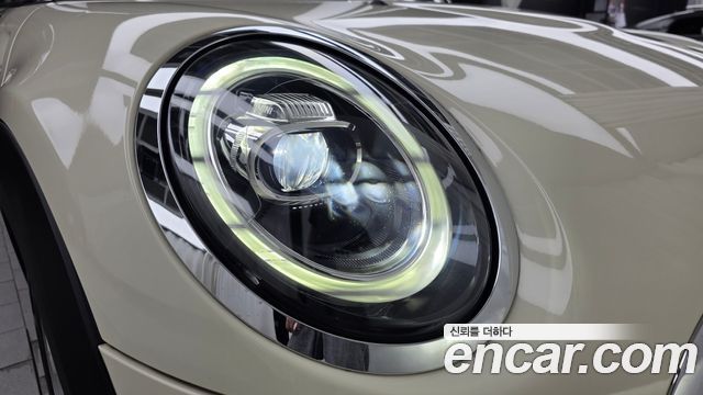 MINI Cooper 5Door Standard 3rd 2019 — фото 22