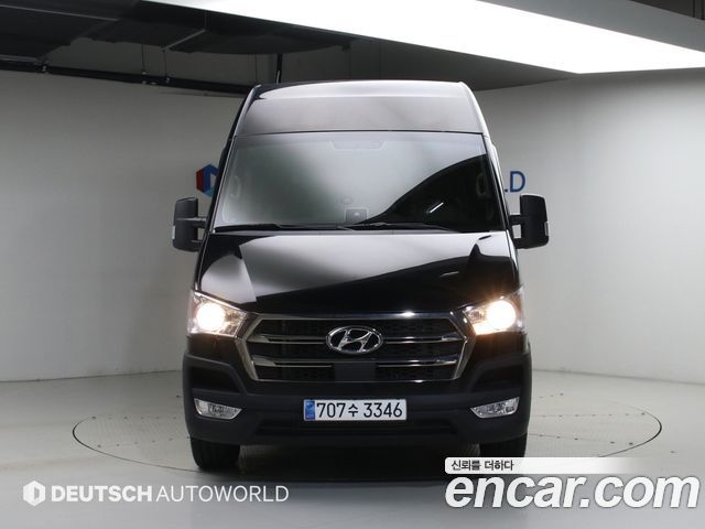 Hyundai Solati 15-seater deluxe 2024 — фото 3