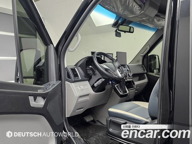 Hyundai Solati 15-seater deluxe 2024 — фото 15
