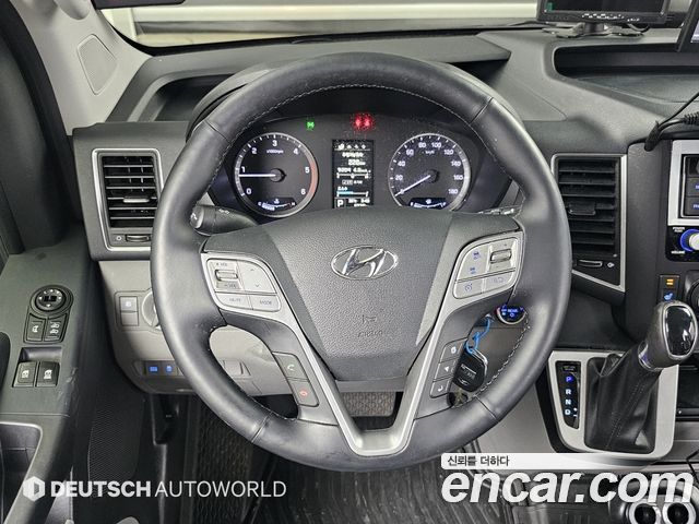 Hyundai Solati 15-seater deluxe 2024 — фото 17