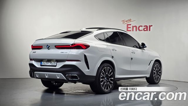 BMW X6 (G06) xDrive40i M Sport 2025 — фото 2
