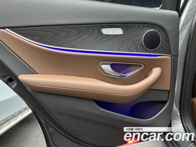 Mercedes-Benz E-Class (W213) E250 Avantgarde 2023 — фото 17