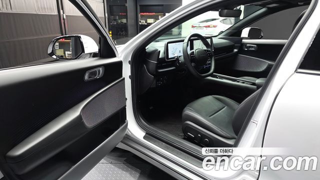 Hyundai Ioniq 6 Long Range Exclusive + 2023 — фото 10