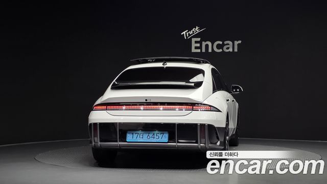 Hyundai Ioniq 6 Long Range Exclusive + 2023 — фото 4