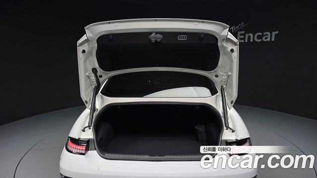 Hyundai Ioniq 6 Long Range Exclusive + 2023 — фото 20