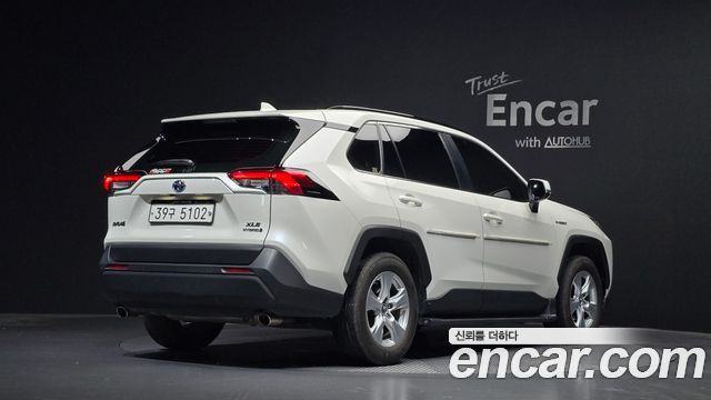 Toyota RAV4 (V) 2.5 2WD Hybrid 2019 — фото 2