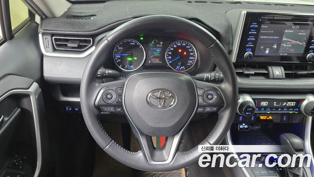 Toyota RAV4 (V) 2.5 2WD Hybrid 2019 — фото 12