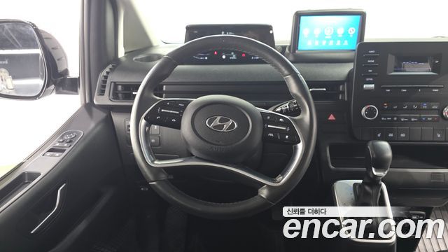 Hyundai Staria Tourer 11-Seater Modern 2022 — фото 12