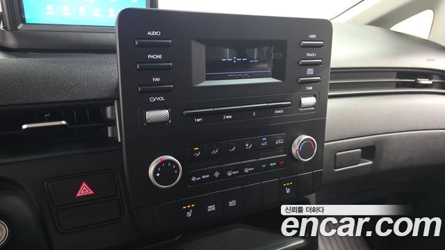Hyundai Staria Tourer 11-Seater Modern 2022 — фото 16