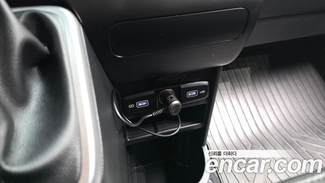 Hyundai Staria Tourer 11-Seater Modern 2022 — фото 30