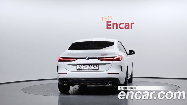 BMW 2 Series Gran Coupe (F44) 220i Sport 2023 — фото 4