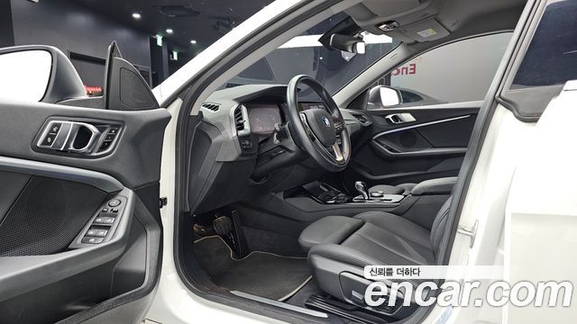 BMW 2 Series Gran Coupe (F44) 220i Sport 2023 — фото 10