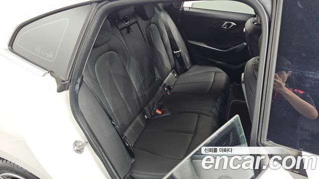 BMW 2 Series Gran Coupe (F44) 220i Sport 2023 — фото 11