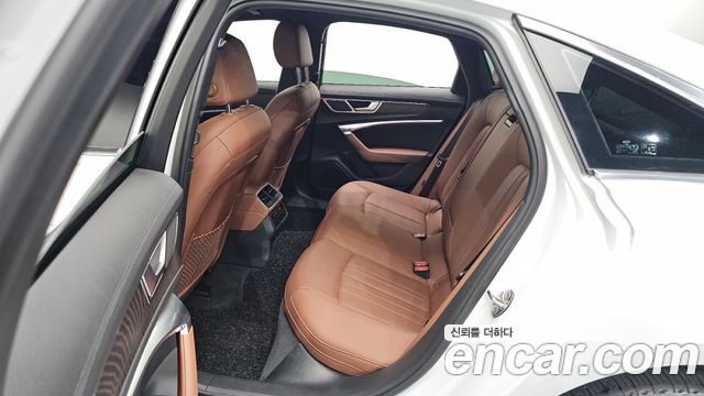 Audi A6 (C8) 40 TDI Premium 2020 — фото 20