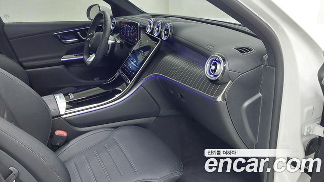 Mercedes-Benz GLC-Class (X254) GLC300 4MATIC AMG Line 2025 — фото 9