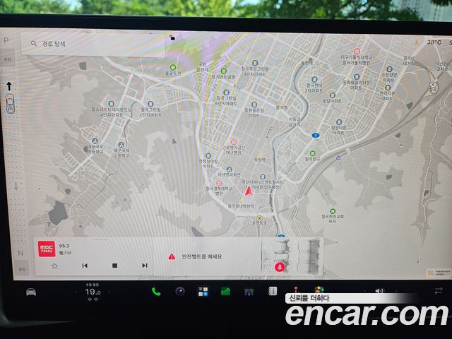 Tesla Model X AWD 2023 — фото 20
