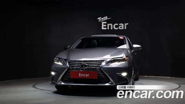 Lexus ES350 Supreme XV60 2017 — фото 3