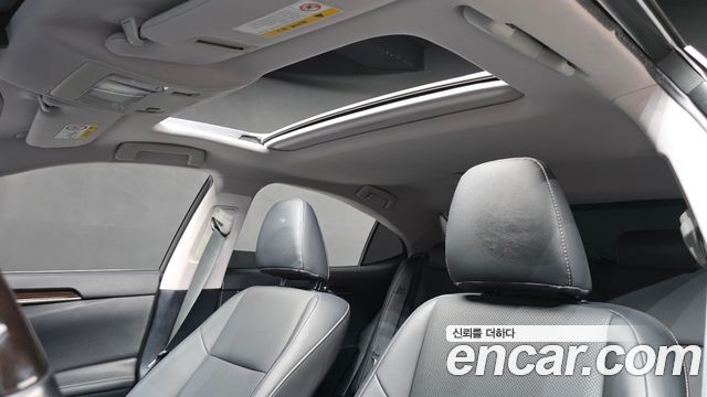 Lexus ES350 Supreme XV60 2017 — фото 17